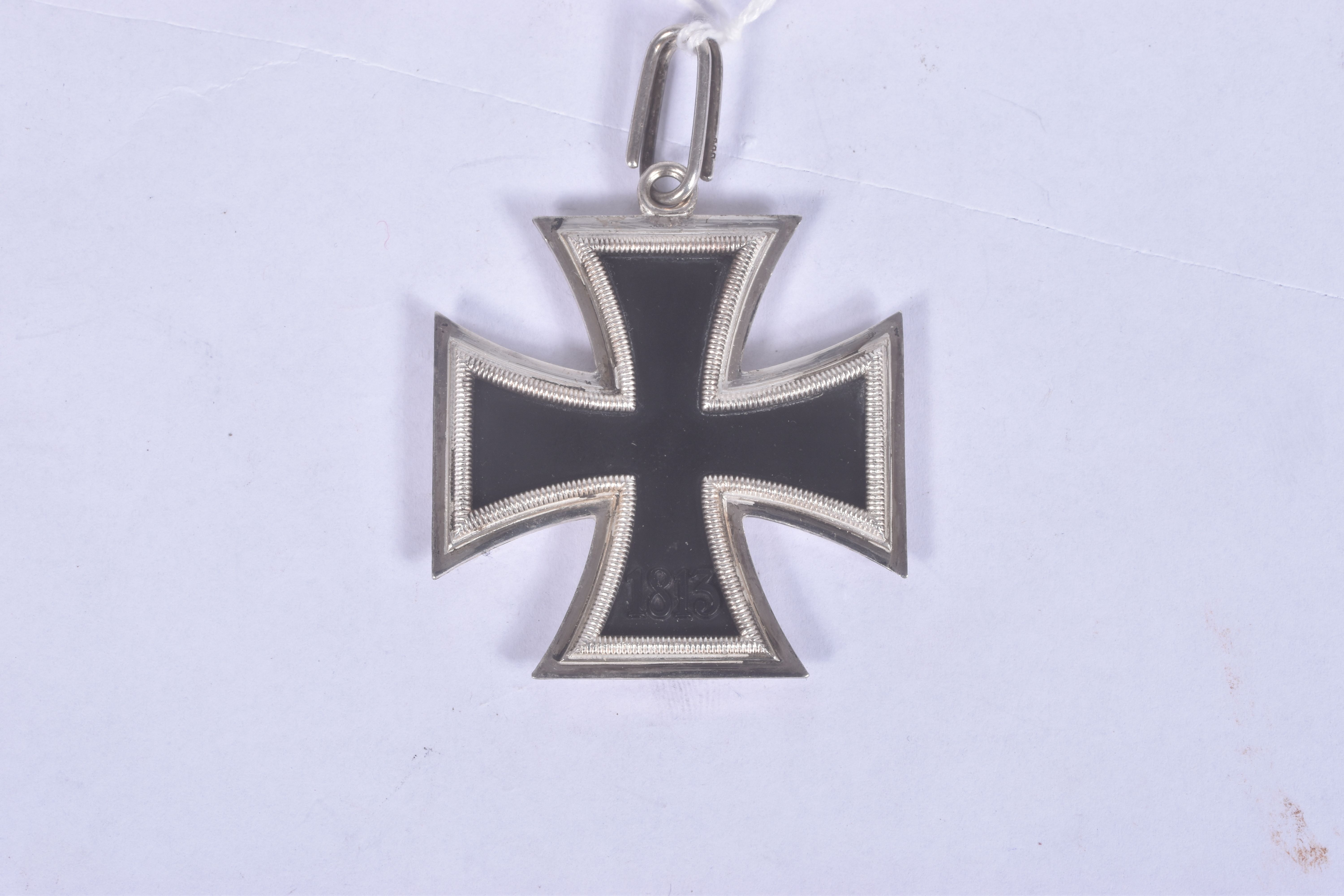 A KNIGHTS CROSS OF THE IRON CROSS, it is believe these iron crosses were made by Steinhauer & Luck - Image 5 of 11