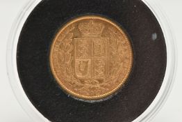 A FULL GOLD SOVEREIGN COIN 1851 VICTORIA, 7.988 grams, 0.916 fine, 22.05mm, London