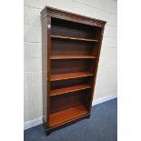 A MODERN MAHOGANY OPEN BOOKCASE, with five adjustable shelves, width 98cm x depth 30cm x height