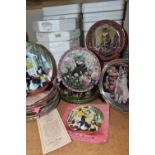 A COLLECTION OF CAT THEMED CABINET PLATES, comprising a set of twelve Danbury Mint Lesley Anne