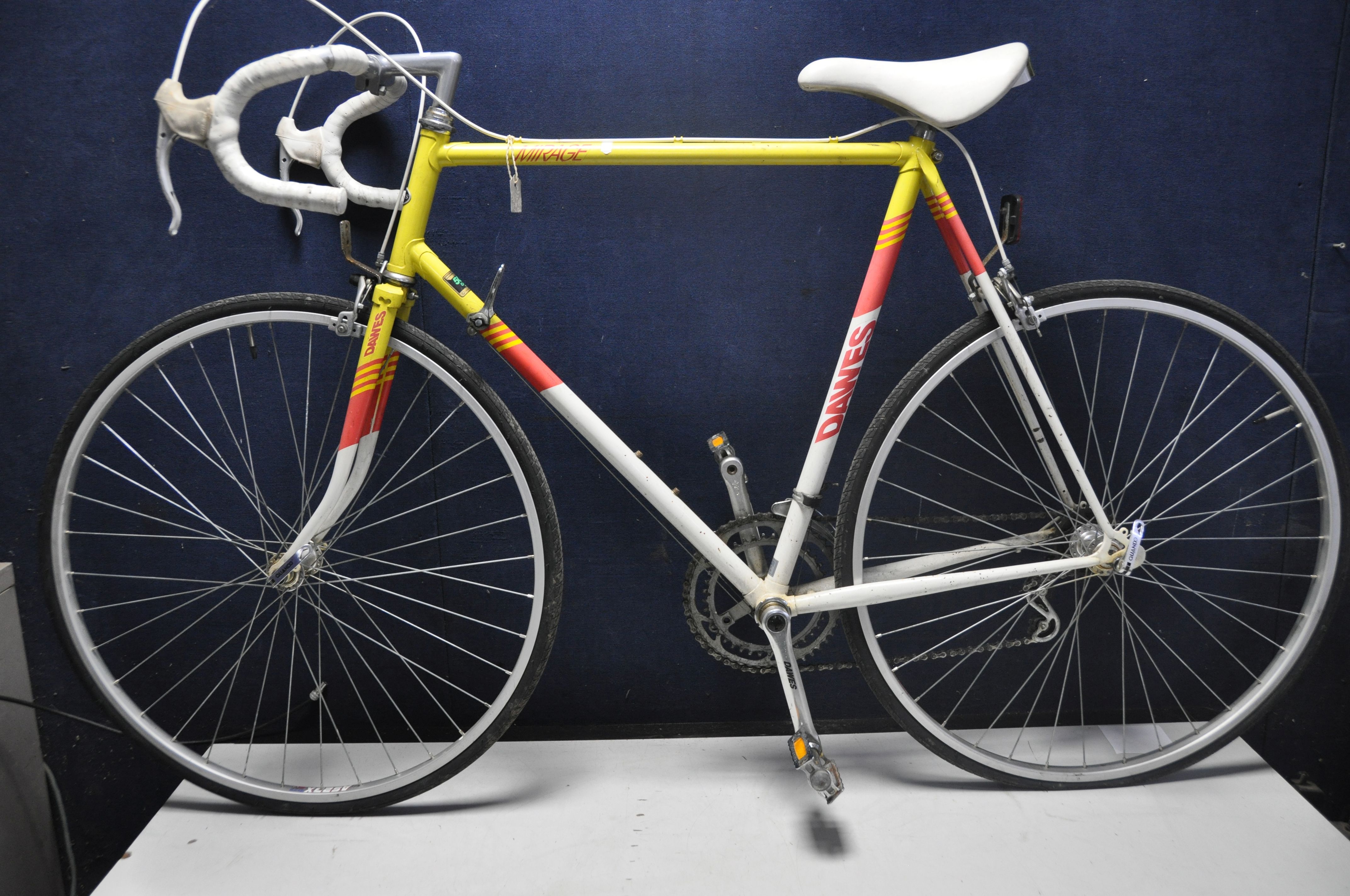 A DAWES MIRAGE ROAD BIKE with 24in frame and 28in wheels, in overall good condition