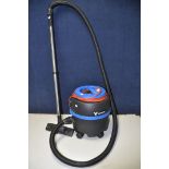 A VACLENSA C167PT VACUUM CLEANER with pole and pipe (PAT pass and working)