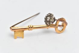 A 9CT GOLD BROOCH AND A CLUSTER RING, the brooch in the form of a key, hallmarked 9ct Chester
