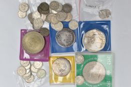 A SMALL PACKET OF MIXED COINAGE, to include approximately 70 grams of silver 3d coins