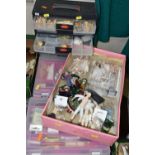 A QUANTITY OF ASSORTED MODERN PORCELAIN DOLLS HOUSE DOLLS, to include examples by Doreen Sinnett and