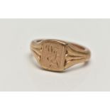 A LARGE GENTS 9CT GOLD SIGNET RING, yellow gold signet, monogram engraved ‘WJS’, leading on to a