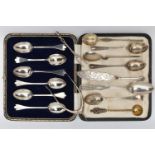 A CASED SET OF SIX GEORGE V SILVER TREFID END COFFEE SPOONS AND OTHER LOOSE 19TH AND 20TH CENTURY