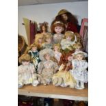 A GROUP OF COLLECTORS DOLLS, fourteen female dolls, including dolls in historical costume, various