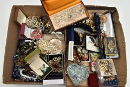 TWO BOXES OF ASSORTED COSTUME JEWELLERY, to include various beaded necklaces, imitation pearl