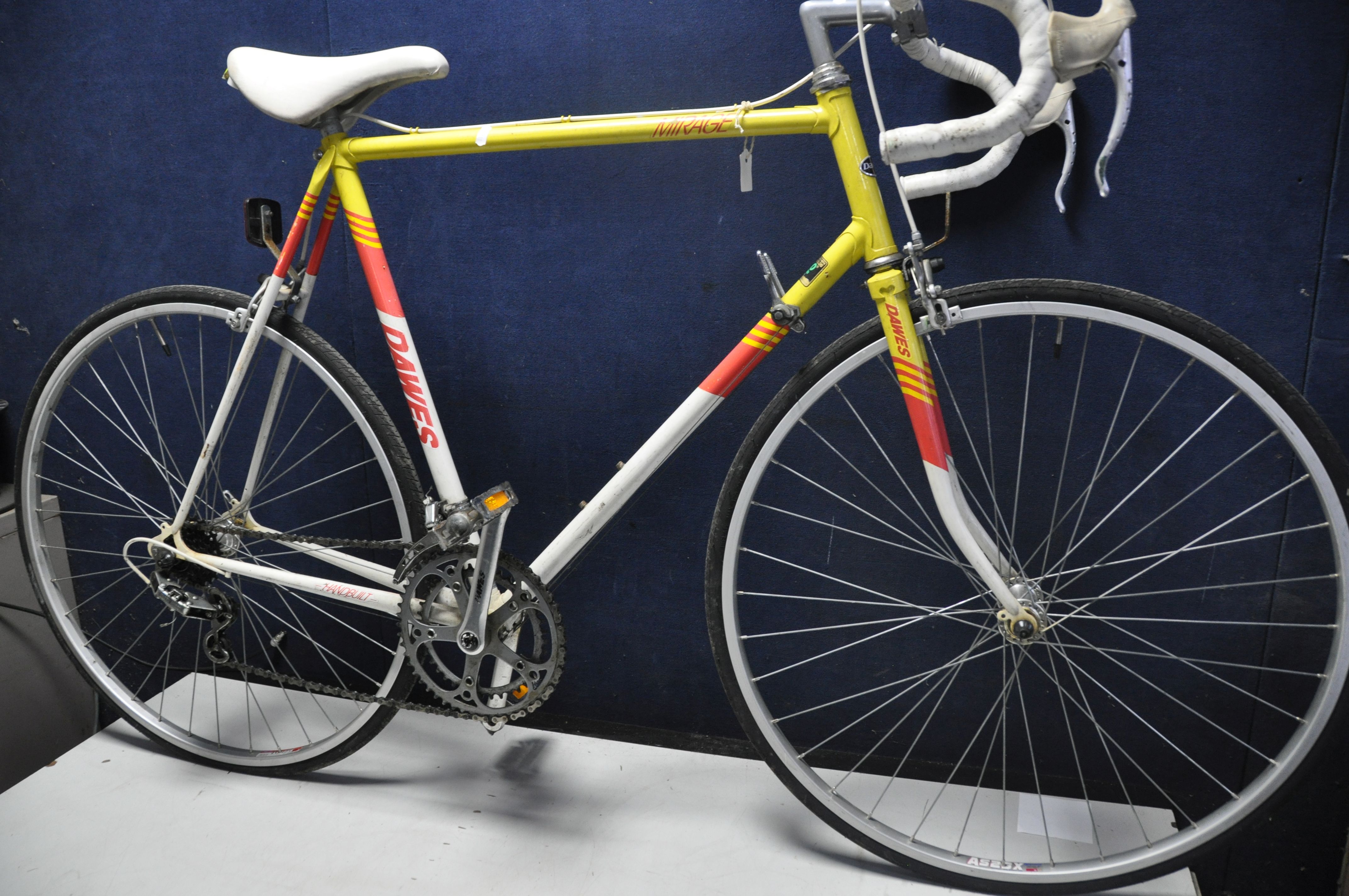 A DAWES MIRAGE ROAD BIKE with 24in frame and 28in wheels, in overall good condition - Image 4 of 4