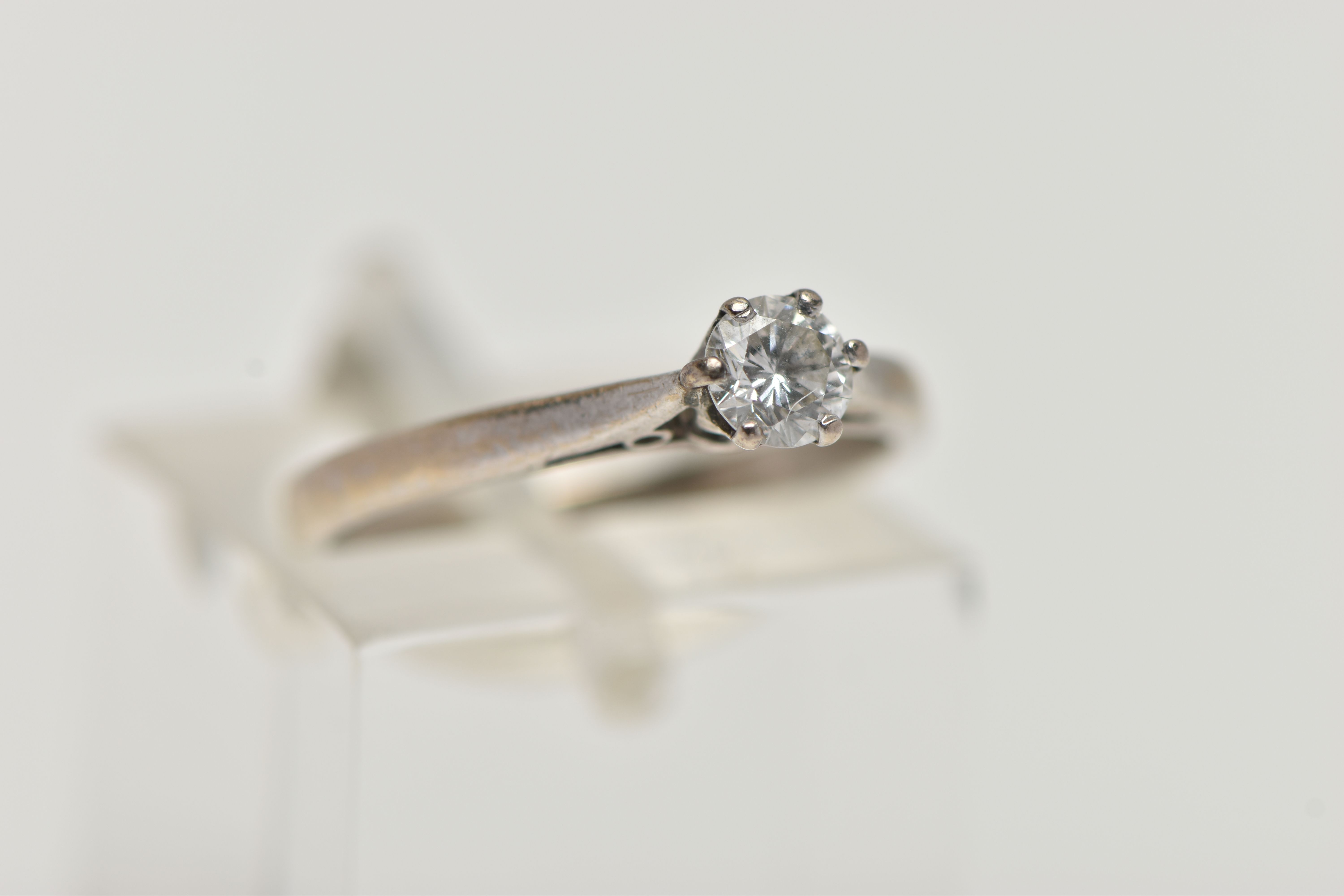 AN 18CT WHITE GOLD SINGLE STONE DIAMOND RING, round brilliant cut diamond in a six claw setting, - Image 4 of 4