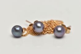 A 9CT GOLD PEARL NECKLACE AND MATCHING EARRINGS, the pendant set with a small black pearl