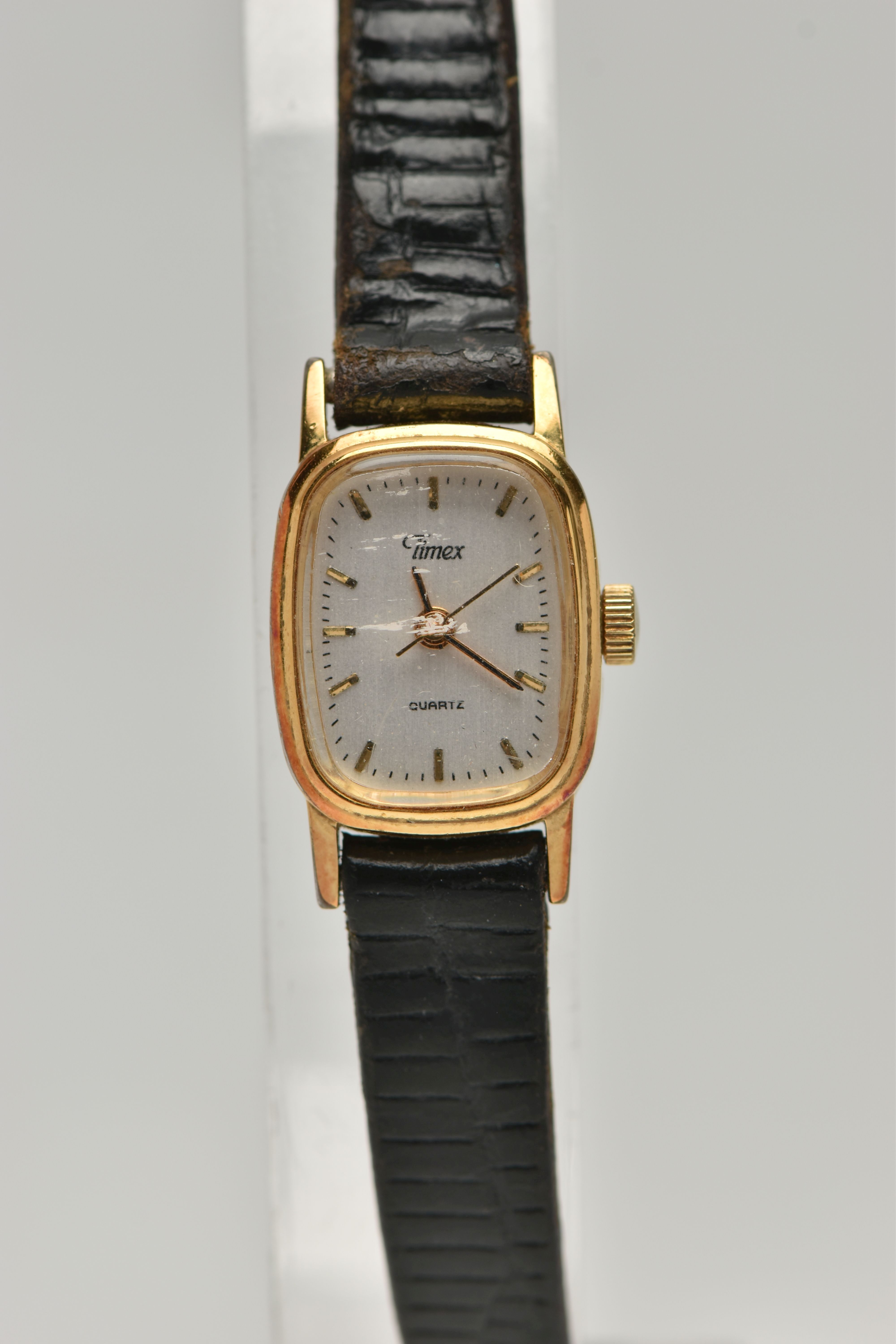 A LADYS 'LONGINES' WRISTWATCH AND A TIMEX WATCH, quartz Longines, round gold dial signed 'Longines', - Image 5 of 8