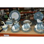 A WEDGWOOD RALPH LAUREN 'ANNALIA' PATTERN DINNER SERVICE, comprising teapot and cover, milk jug,