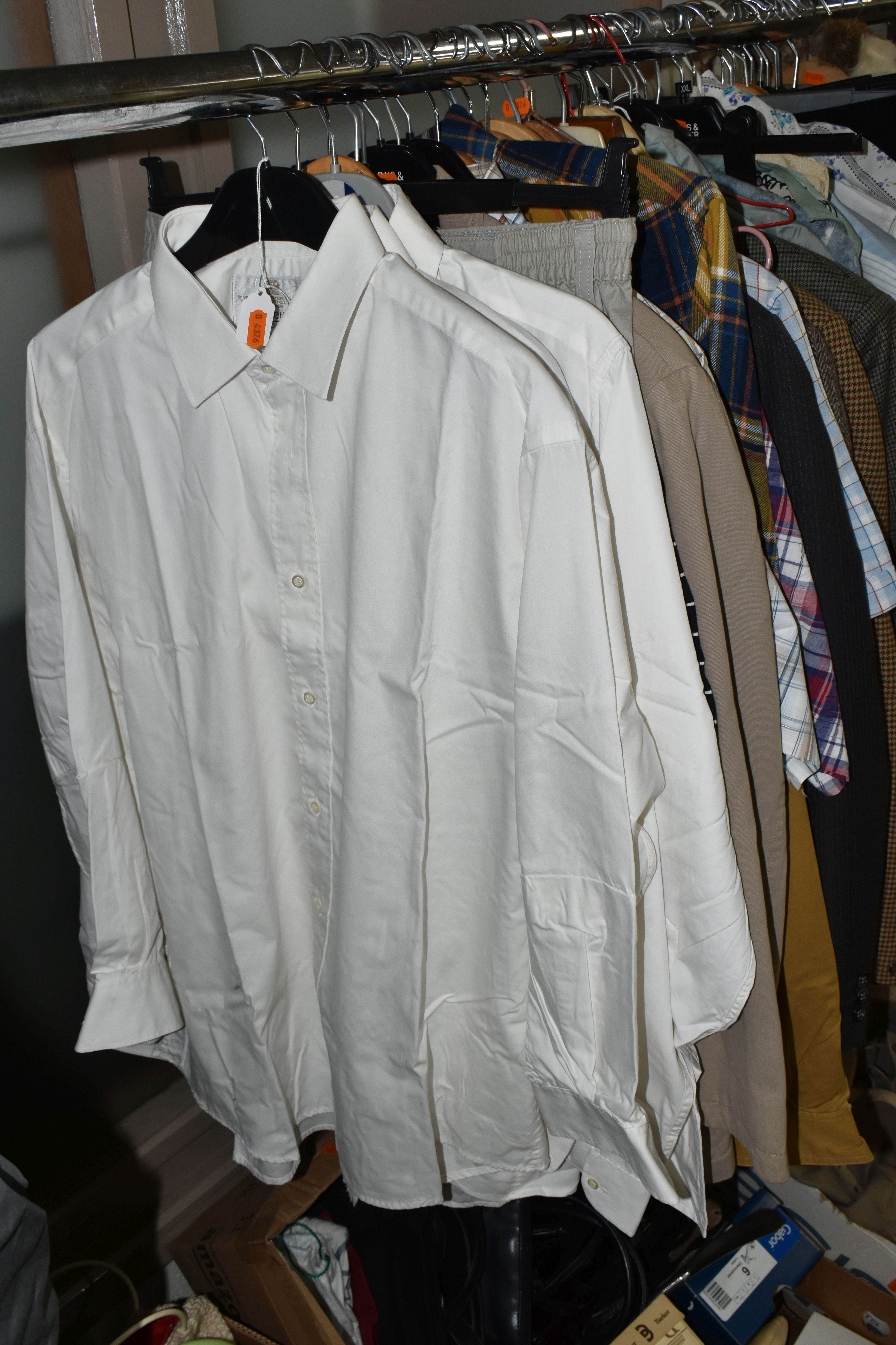 EIGHT BOXES AND LOOSE CLOTHING, to include a men's Daks wool suit, a Harris Meyer Saddle Master - Bild 10 aus 20
