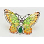 A PLIQUE A JOUR BUTTERFLY BROOCH, white metal brooch set with imitation pearls, gem set body