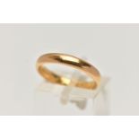 A 22CT GOLD BAND RING, a yellow gold courted band, approximate width 3mm, hallmarked 22ct
