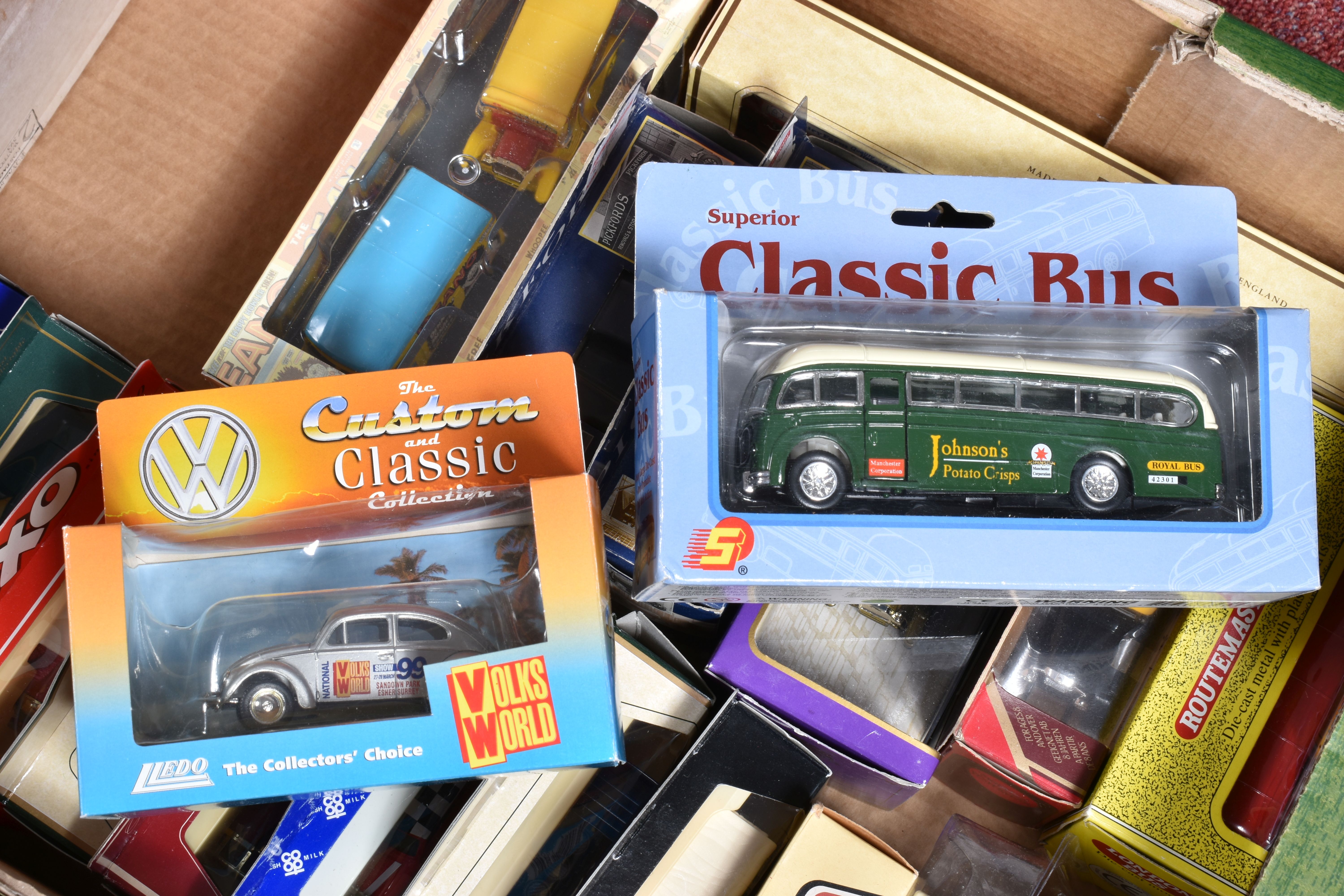 A QUANTITY OF MAINLY BOXED MODERN DIECAST VEHICLES, Lledo Days Gone including early issues, - Image 10 of 15