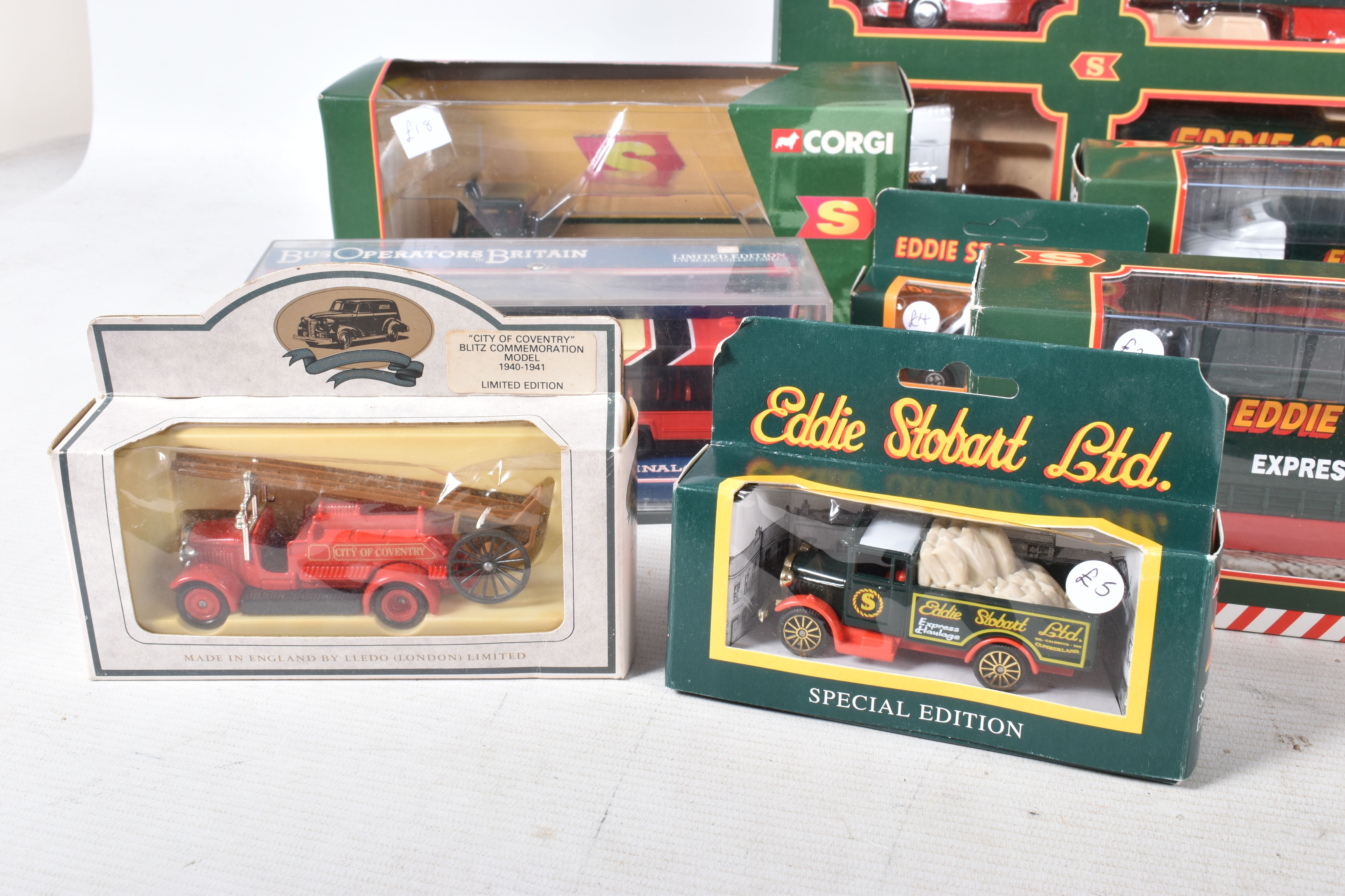 A QUANTITY OF BOXED CORGI EDDIE STOBART VEHICLES AND OTHER DIE-CAST MODELS, to include a Truck Set - Image 4 of 10