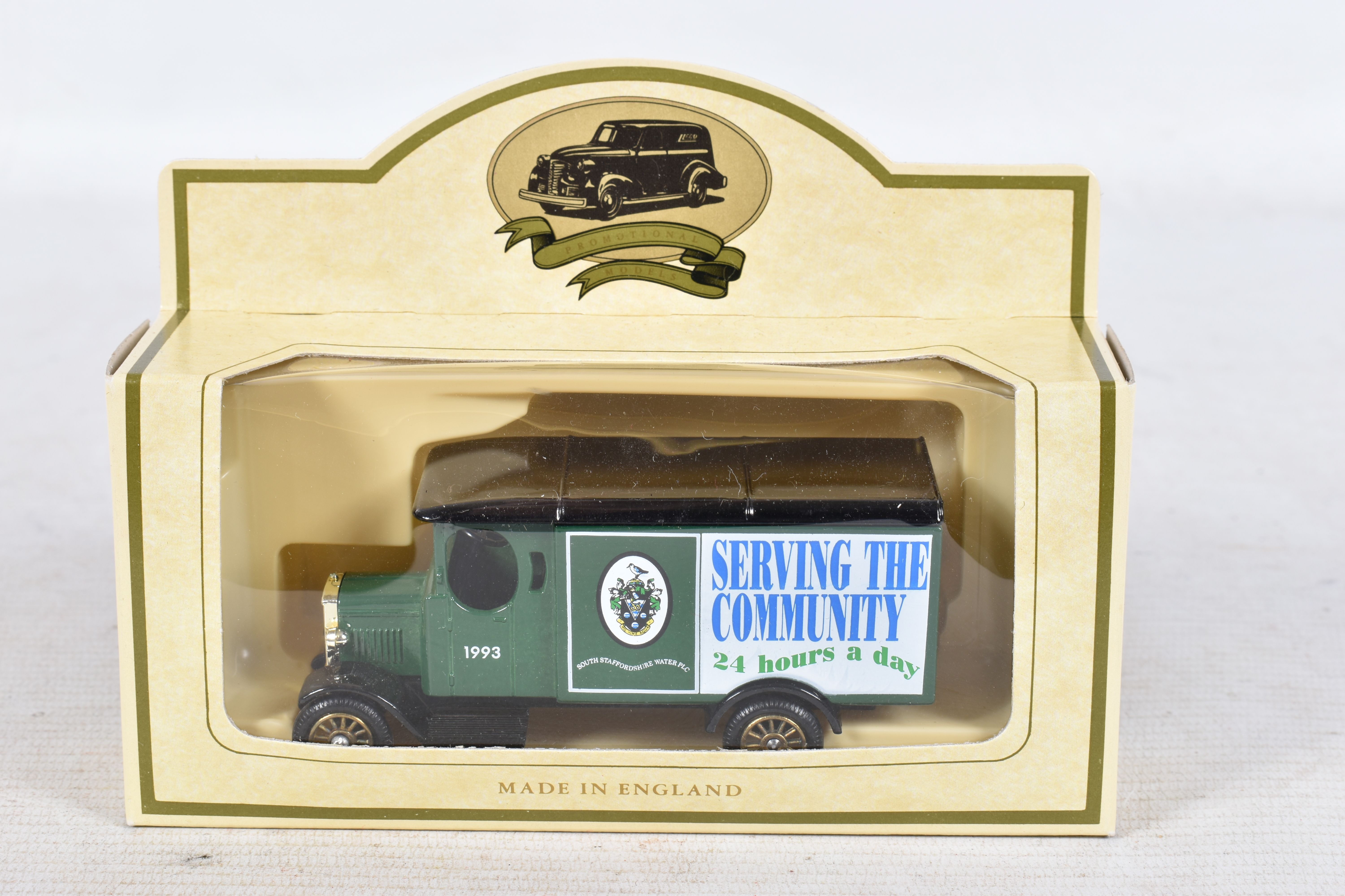 A QUANTITY OF UNBOXED AND ASSORTED PLAYWORN DIECAST VEHICLES, to include Spot-On Humber Super - Image 12 of 27