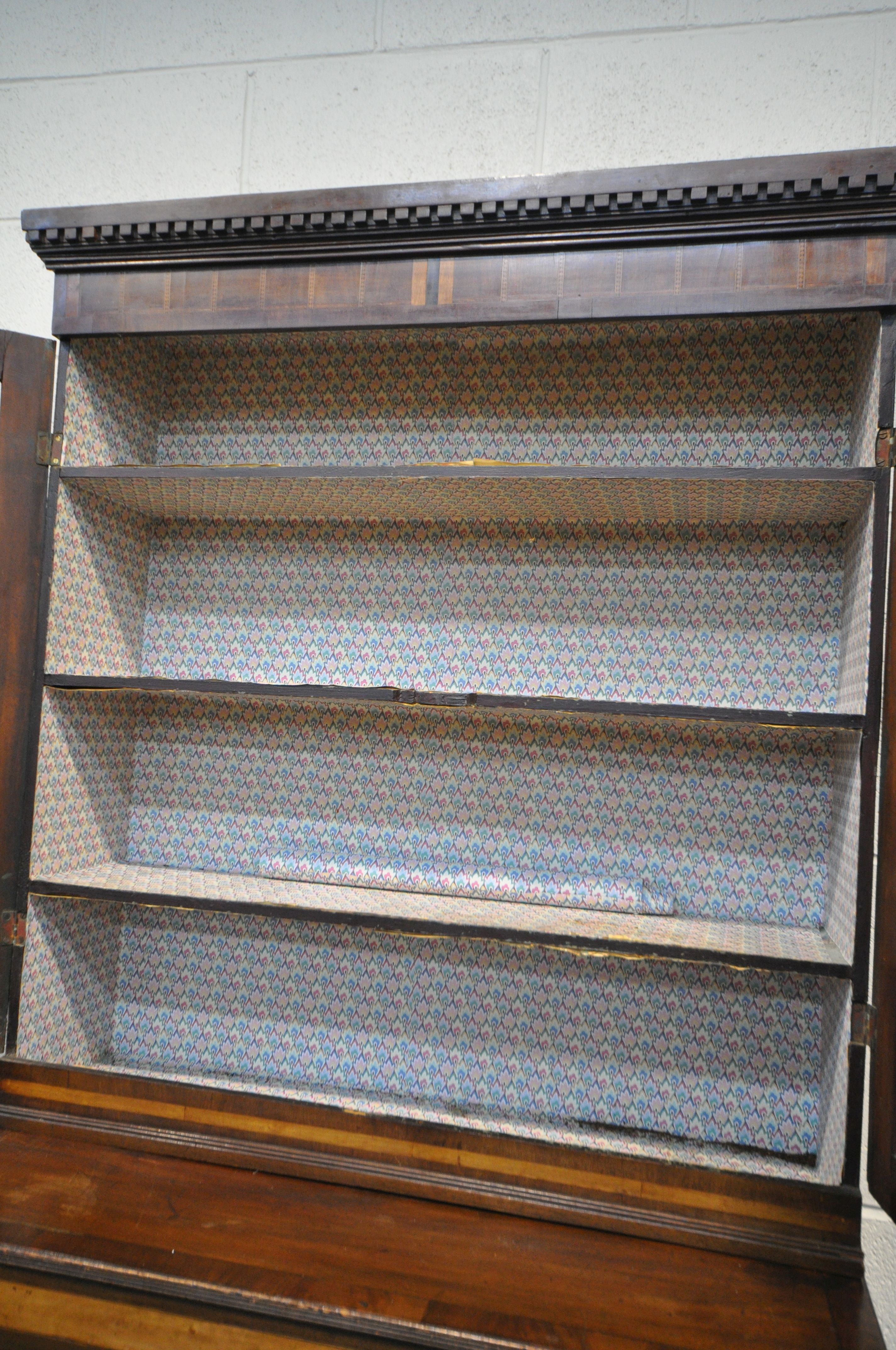 A GEORGIAN MAHOGANY CHEST OF TWO SHORT OVER THREE LING DRAWERS, on splayed bracket feet, with a - Image 3 of 5