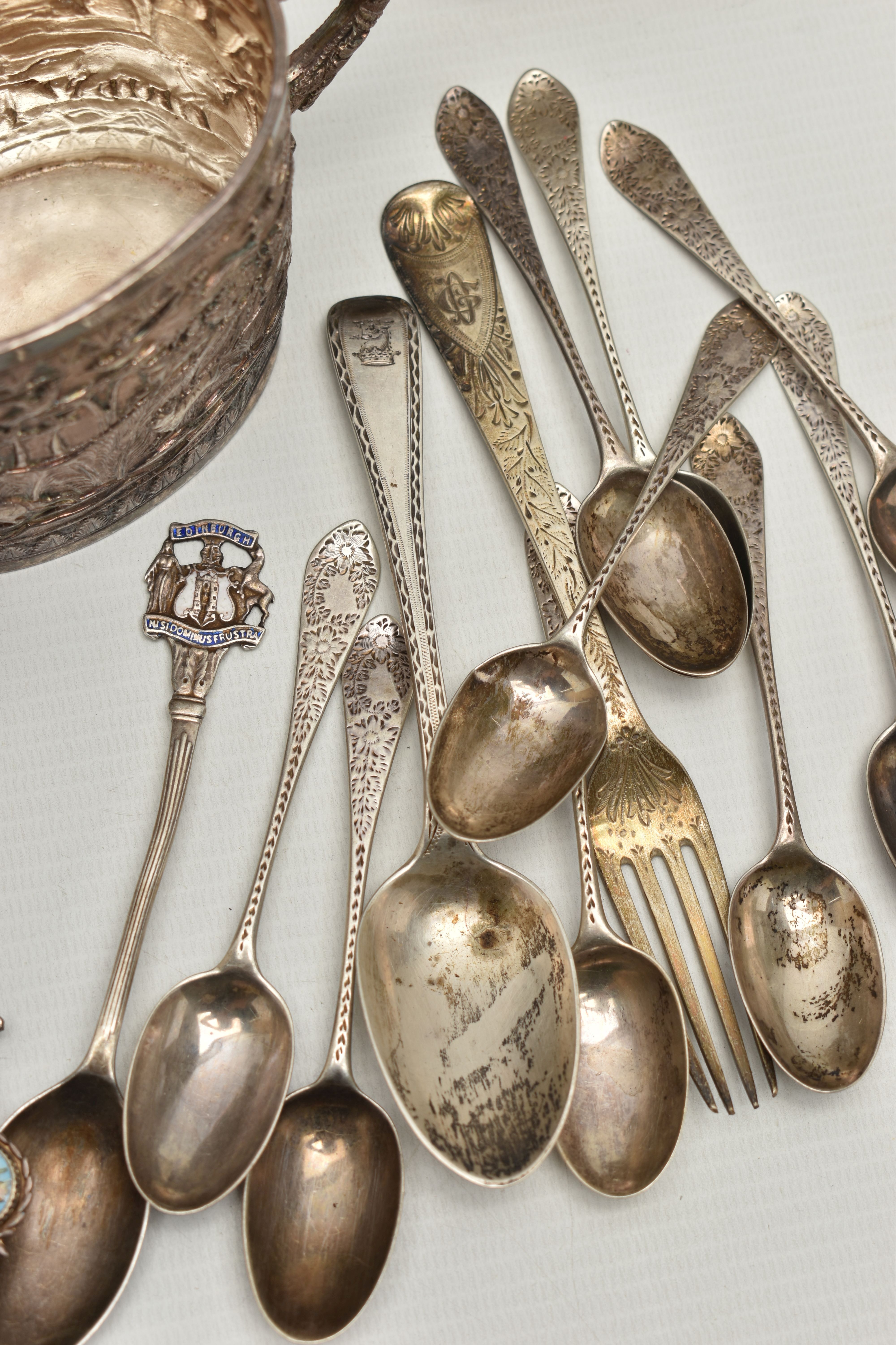 A BOX OF ASSORTED WHITE METAL WARE, to include eight silver teaspoons, a silver fork, a single - Image 11 of 11