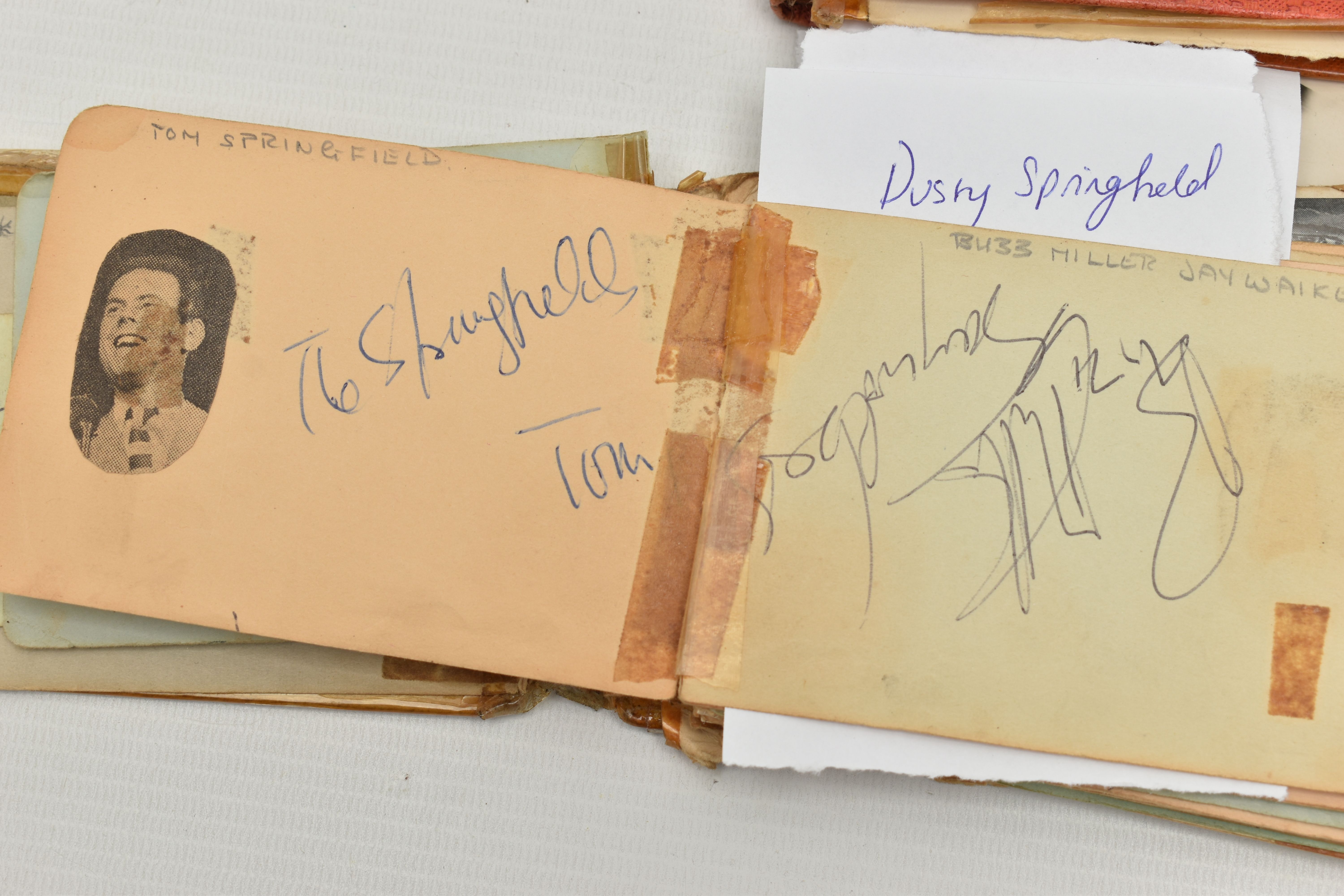 THE BEATLES AUTOGRAPHS, two autograph albums and two photographs, the Woburn Abbey autograph book is - Image 10 of 22