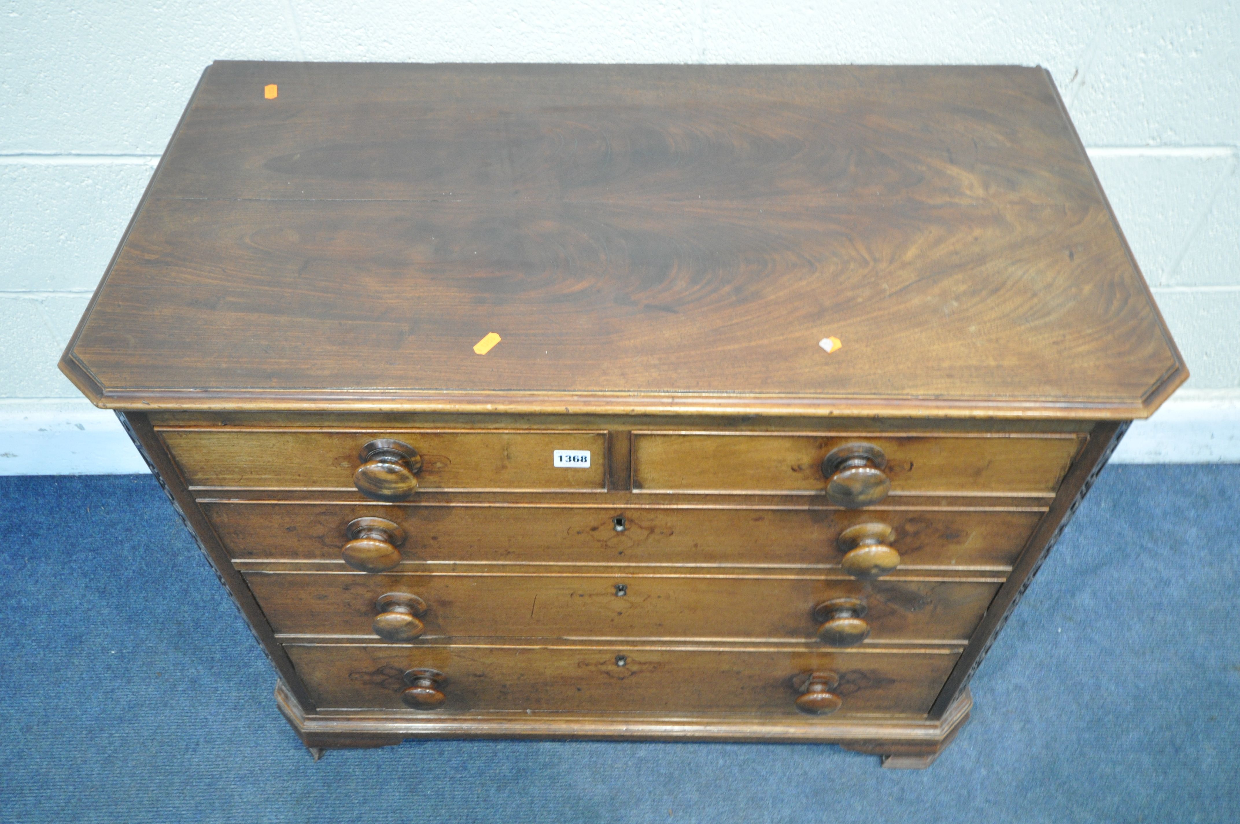 A GEORGIAN WALNUT CHEST OF TWO SHORT OVER THREE LONG GRADUATED DRAWERS, the canted front corners - Image 2 of 5