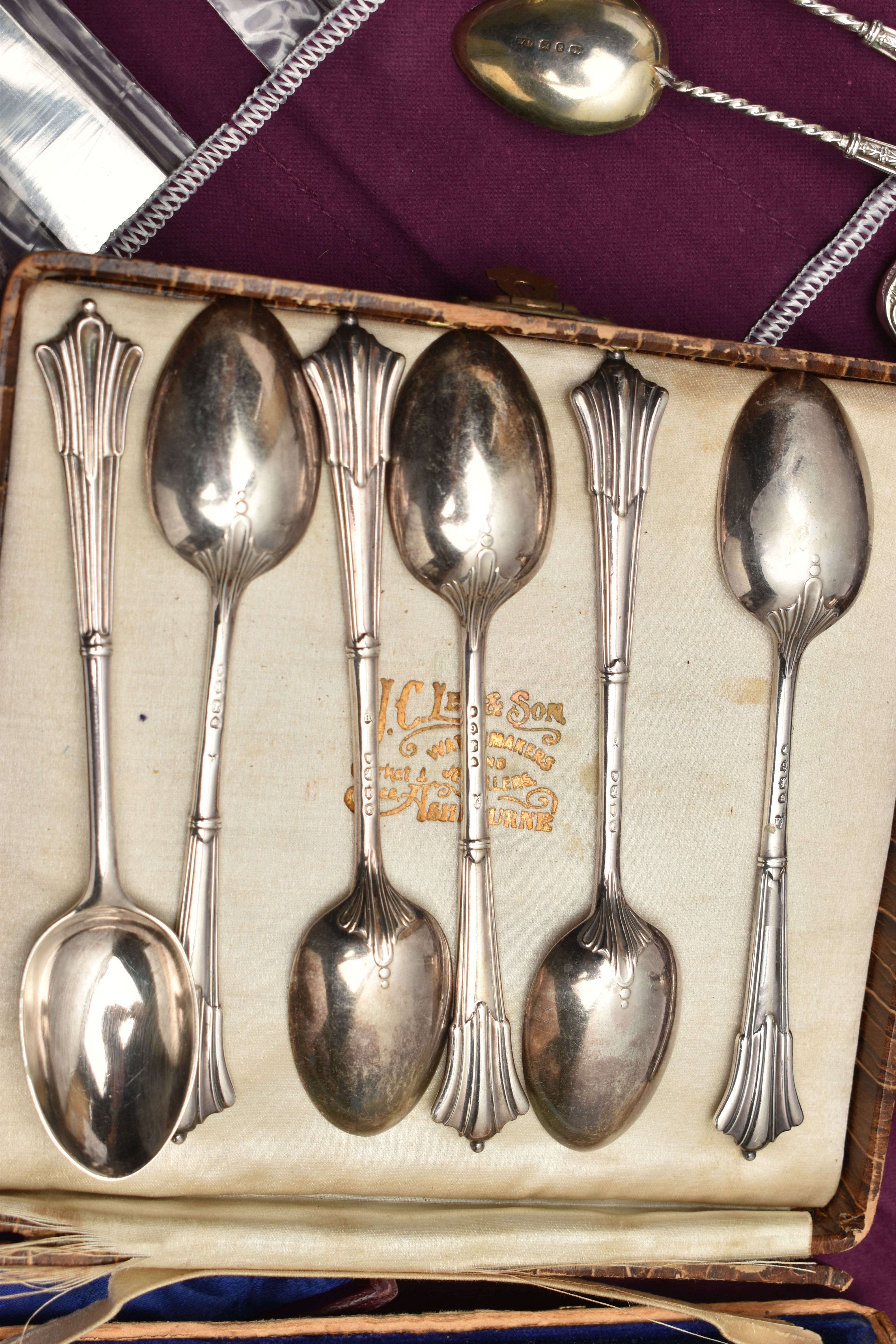 A SELECTION OF SILVER ITEMS, to include a cased set of six silver teaspoons, hallmarked Sheffield, a - Image 4 of 8