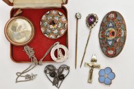 AN ASSORTMENT OF JEWELLERY, to include two early 20th century paste stick pins, two micro mosaic