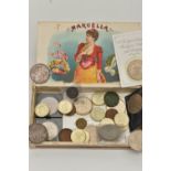 A CIGAR BOX CONTAINING A SMALL AMOUNT OF UK COINS, to include a Victoria 1887 Jubilee Crown, an