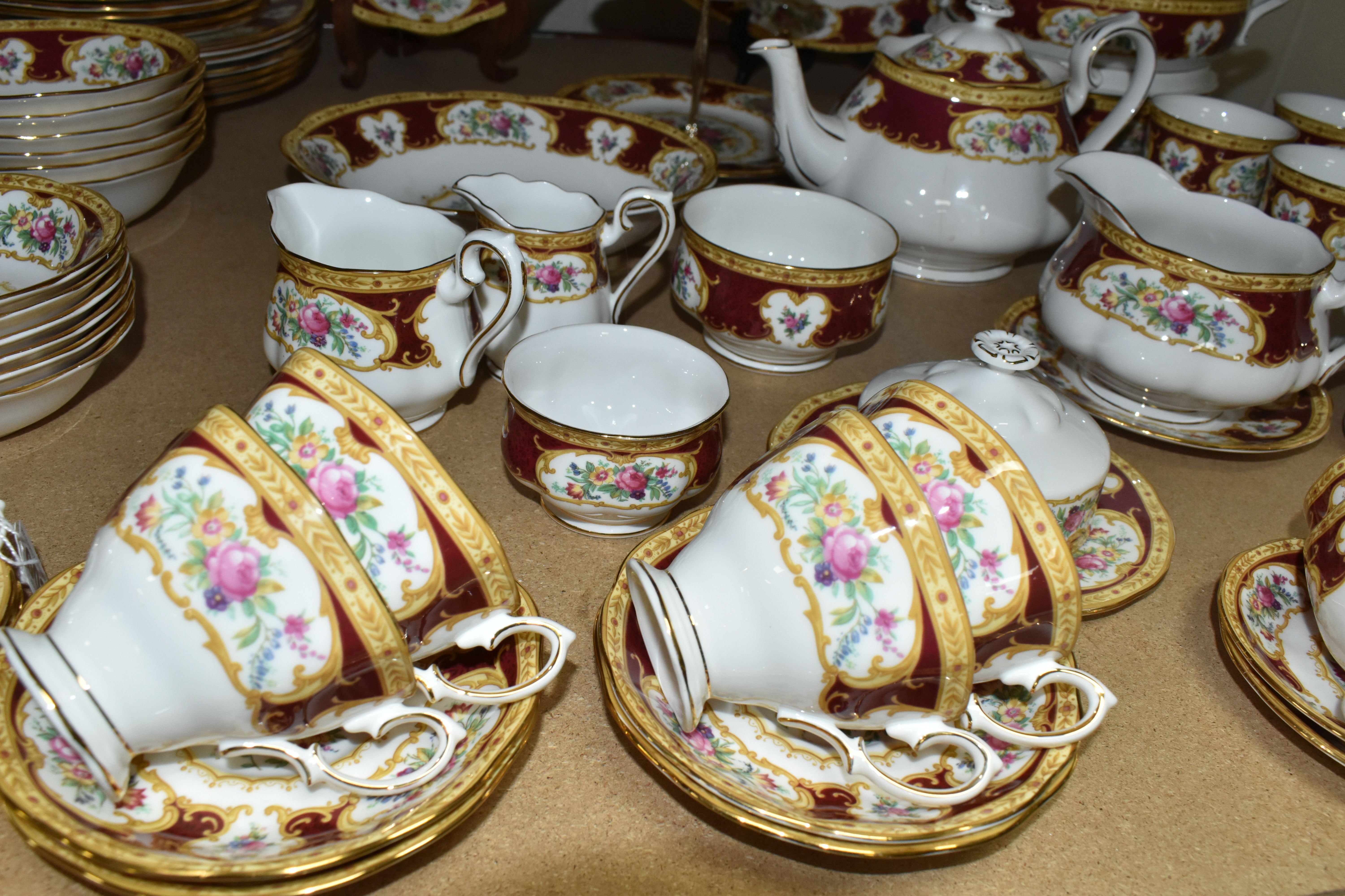 A SEVENTY EIGHT PIECE ROYAL ALBERT 'LADY HAMILTON' DINNER SERVICE, comprising a meat plate, two - Image 7 of 8