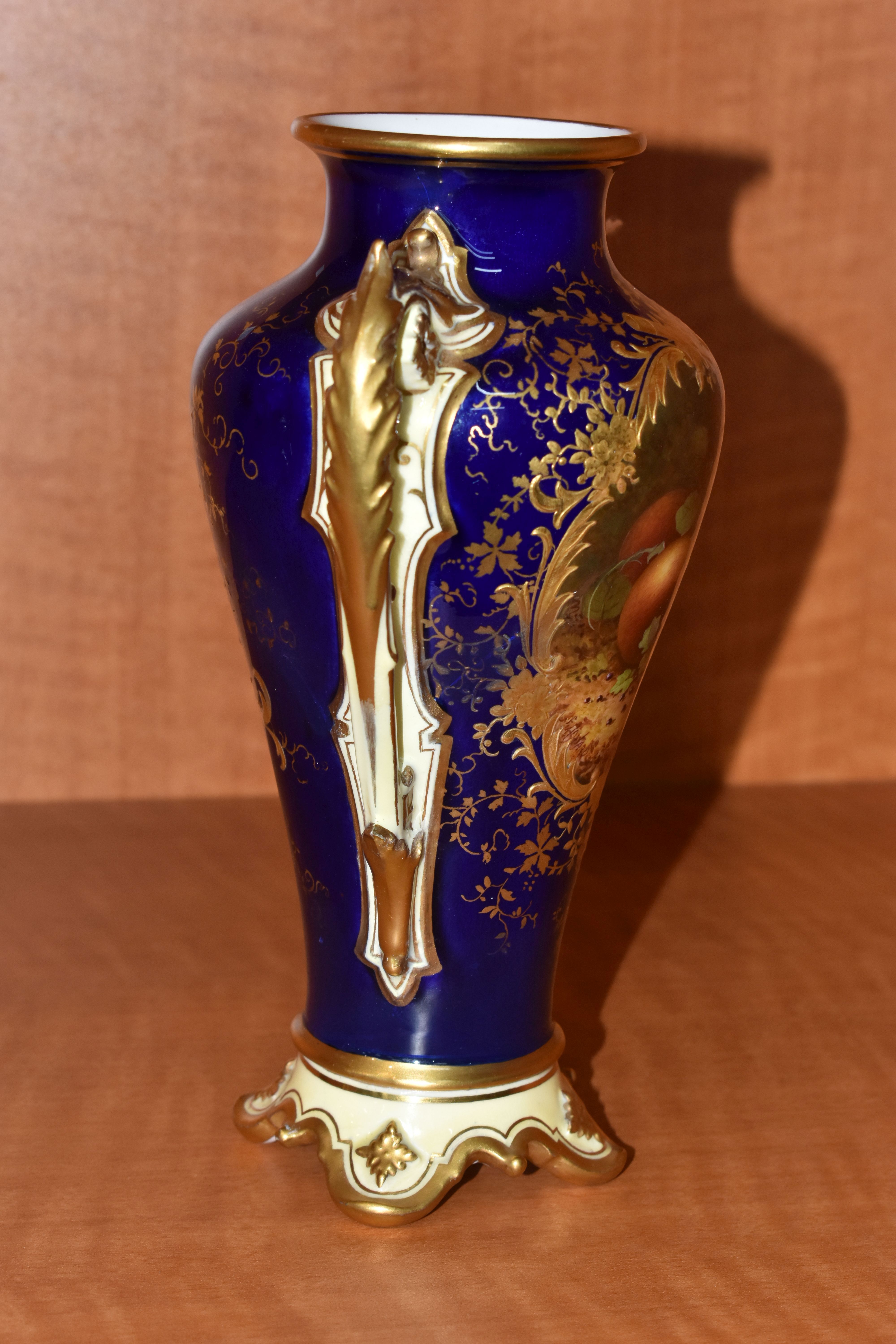 A LATE 19TH / EARLY 20TH CENTURY COALPORT TWIN HANDLED VASE, the blue, pale yellow and gilt ground - Image 3 of 7