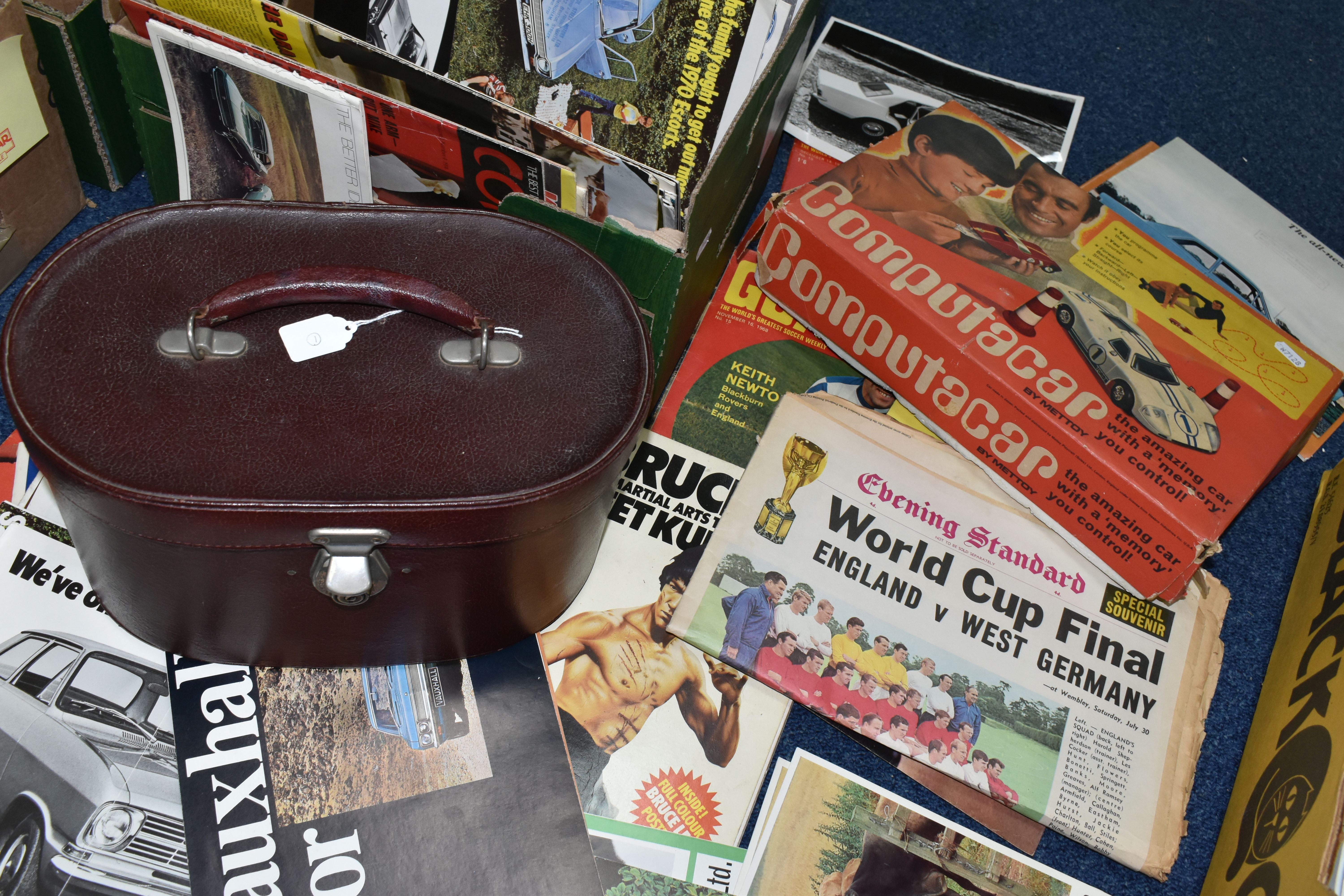 TWO BOXES OF MOTORING AND FOOTBALL EPHEMERA, CERAMICS AND SUNDRY ITEMS, to include car brochures and - Image 4 of 6