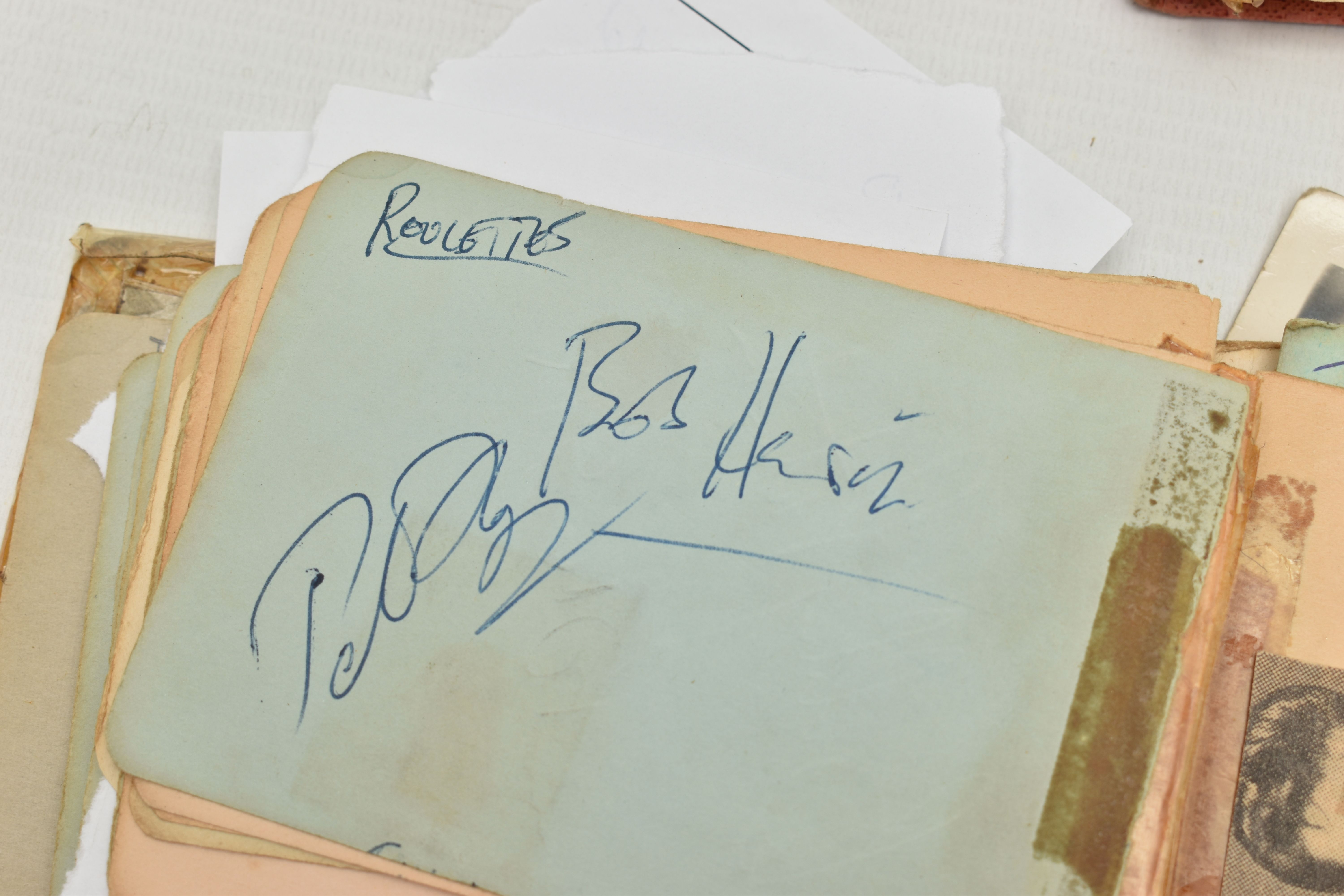 THE BEATLES AUTOGRAPHS, two autograph albums and two photographs, the Woburn Abbey autograph book is - Image 20 of 22