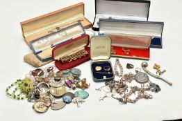 A BOX OF ASSORTED ITEMS, to include an a/f ring hallmarked 9ct Birmingham, approximate gross