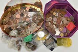 A SHORTBREAD AND SWEET BOX OF MIXED COINAGE, small amounts of silver coins, commemoratives etc