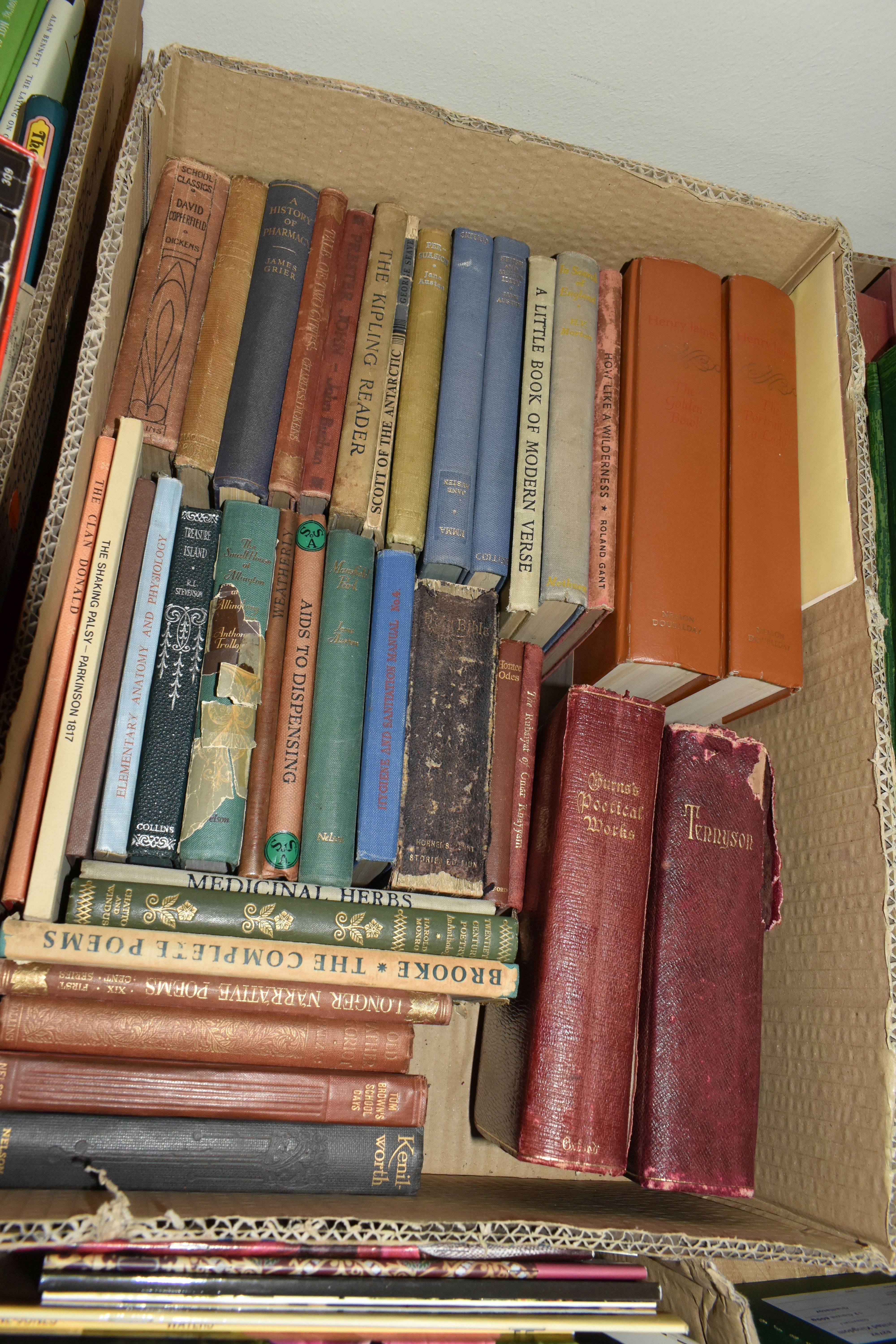 SEVEN BOXES OF BOOKS containing approximately 170 miscellaneous titles in hardback and paperback - Image 6 of 8