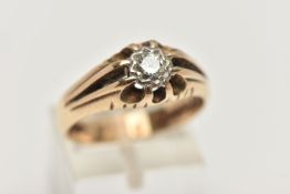 A GENTS 9CT SINGLE STONE DIAMOND RING, round brilliant cut diamond, illusion claw setting, estimated