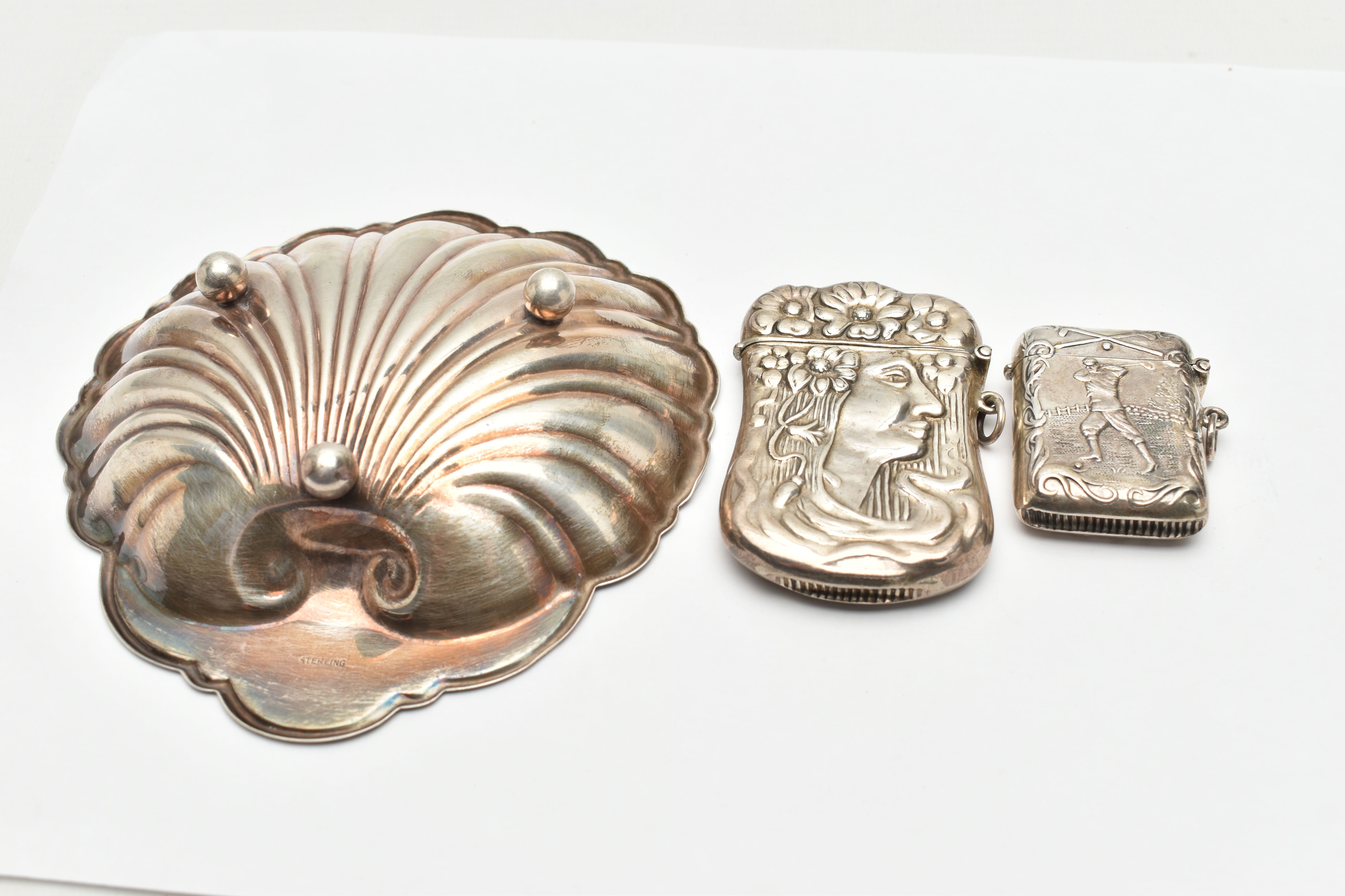 A STERLING SILVER SHELL SHAPED DISH AND TWO VESTA CASES STAMPED 925, the dish on three ball feet, - Image 2 of 2