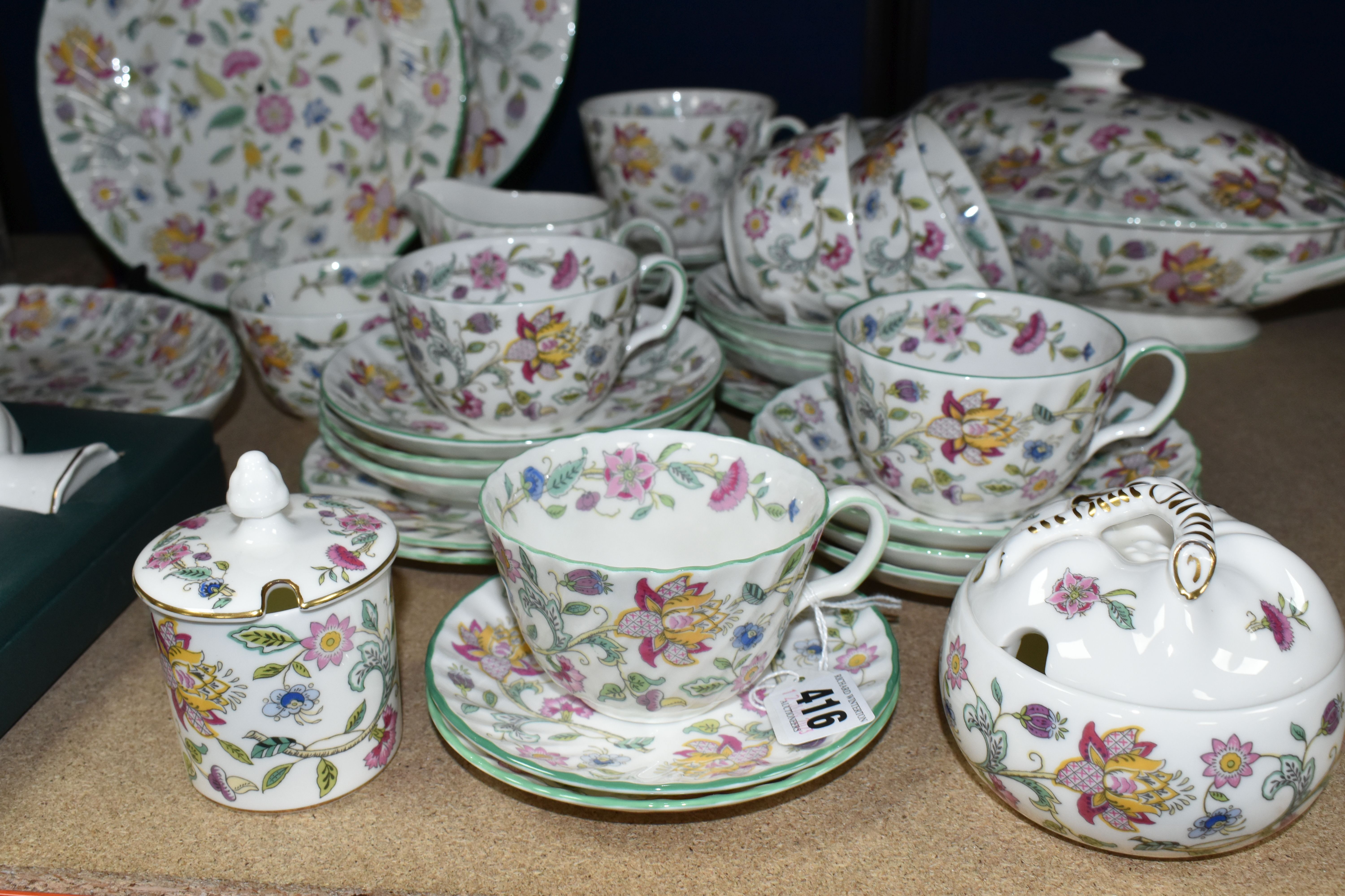 A GROUP OF MINTON 'HADDON HALL' PATTERN TEAWARE, comprising an oval trinket dish (marked as second - Image 5 of 5