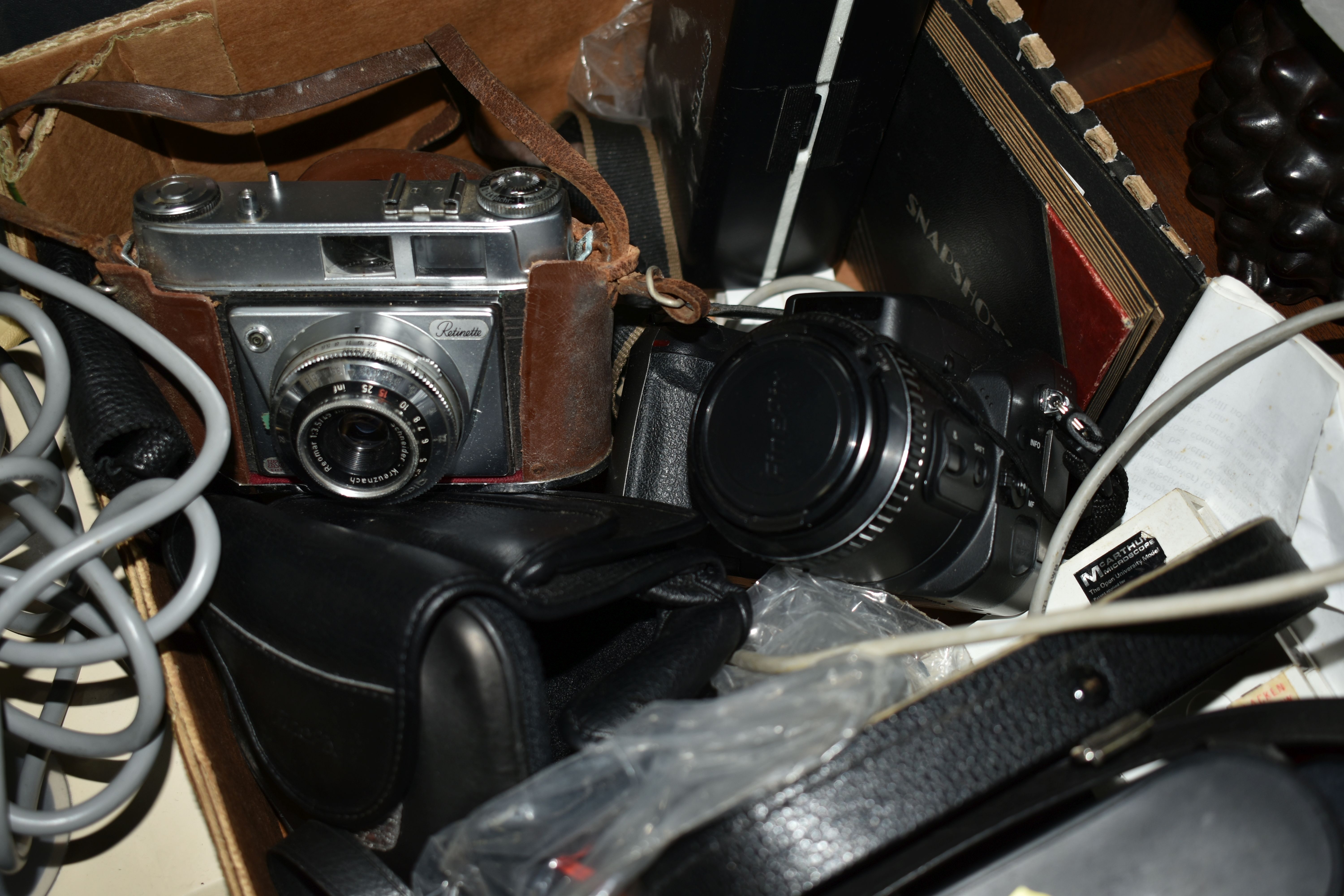 THREE BOXES OF VINTAGE ELECTRICAL ITEMS, CAMERAS AND TWO MICROSCOPES, comprising a Fidelity Fi- - Image 11 of 12