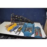 A SELECTION OF AUTOMOTIVE TOOLS, to include a pair of car ramps, two foot pumps, a scissor jack