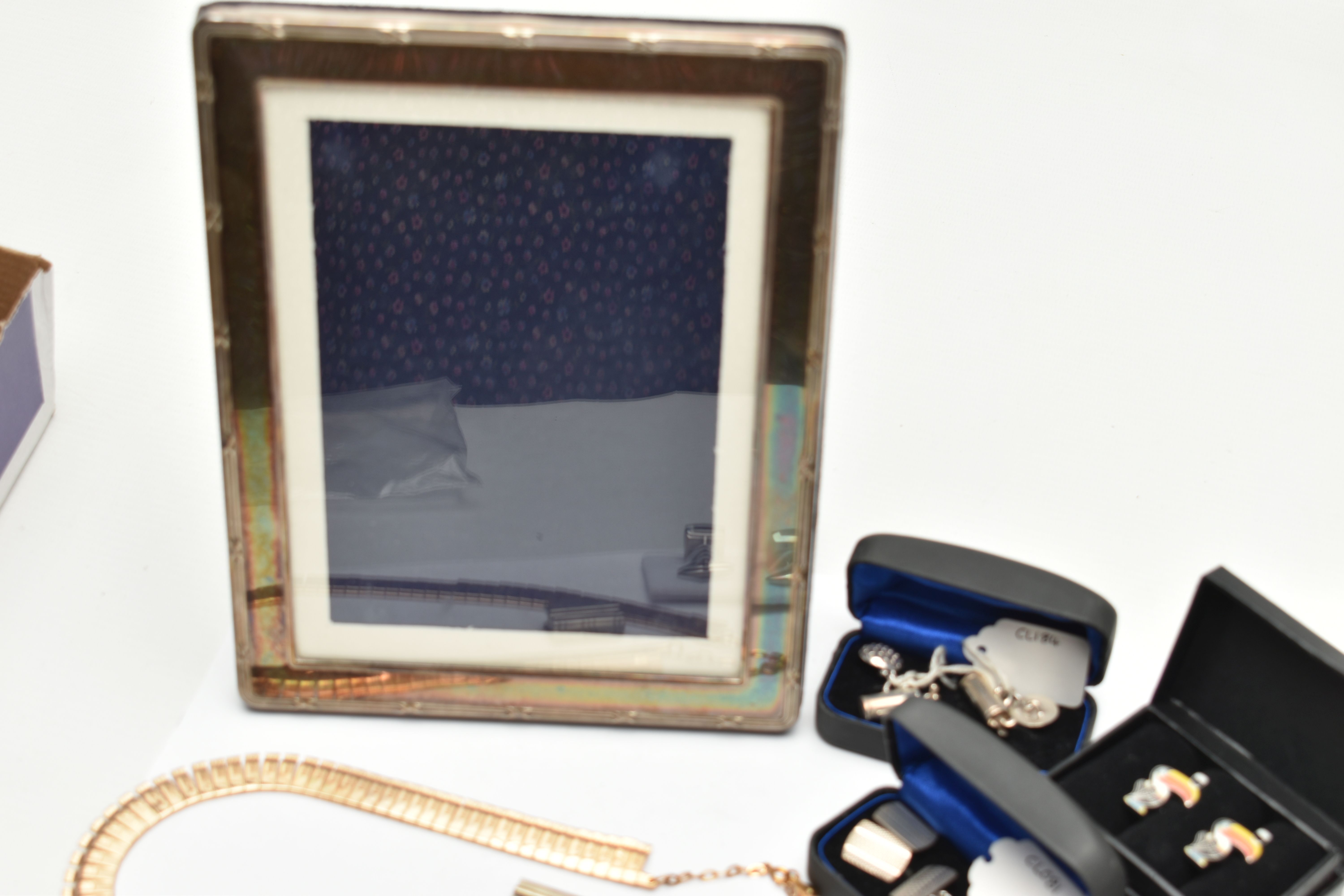 A SILVER FRONTED PHOTO FRAME AND OTHER ASSORTED ITEMS, a rectangular form frame, with cross - Image 2 of 4