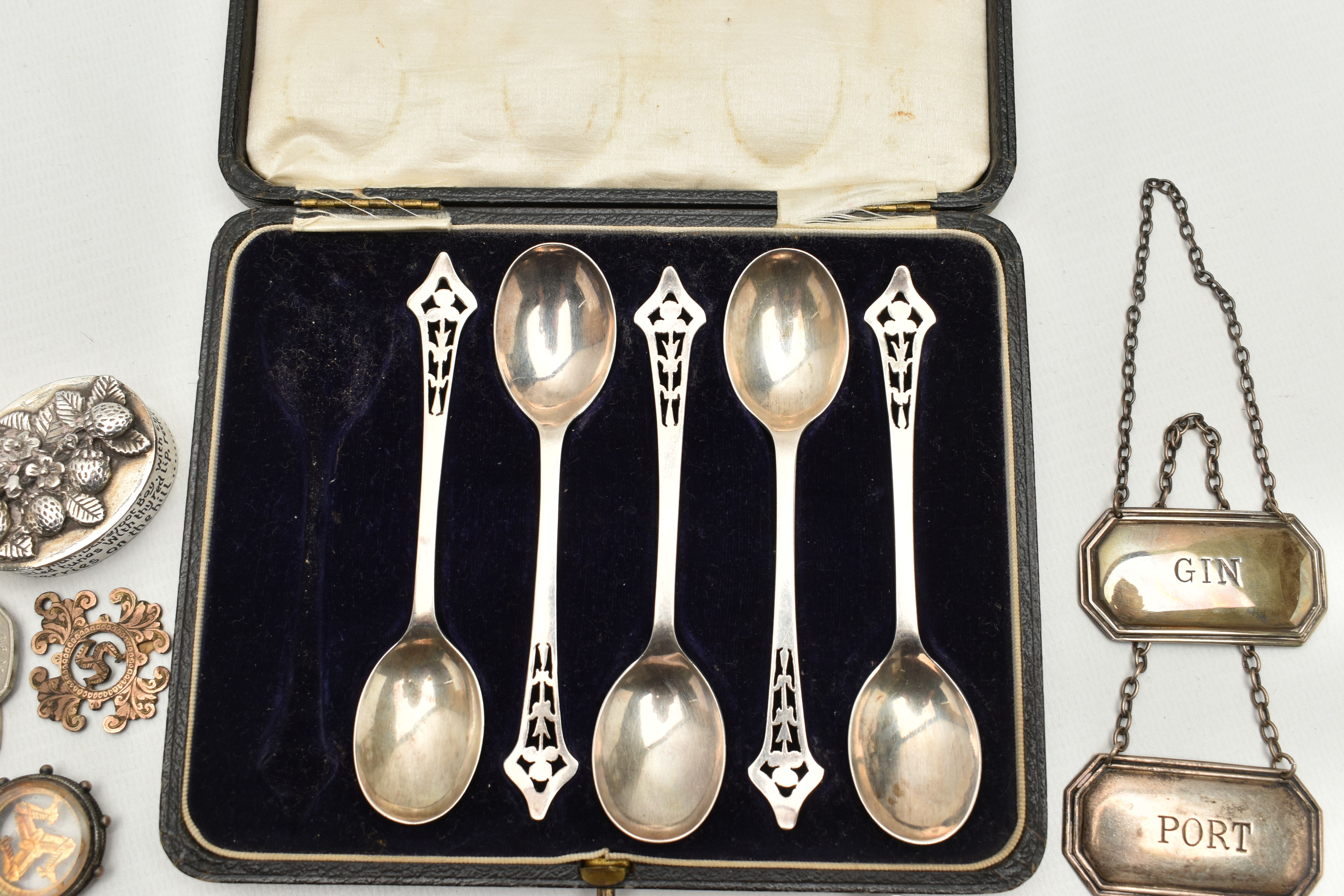 A BOX OF ASSORTED SILVER ITEMS, to include a pierced bonbon dish, hallmarked Birmingham, four silver - Image 2 of 3