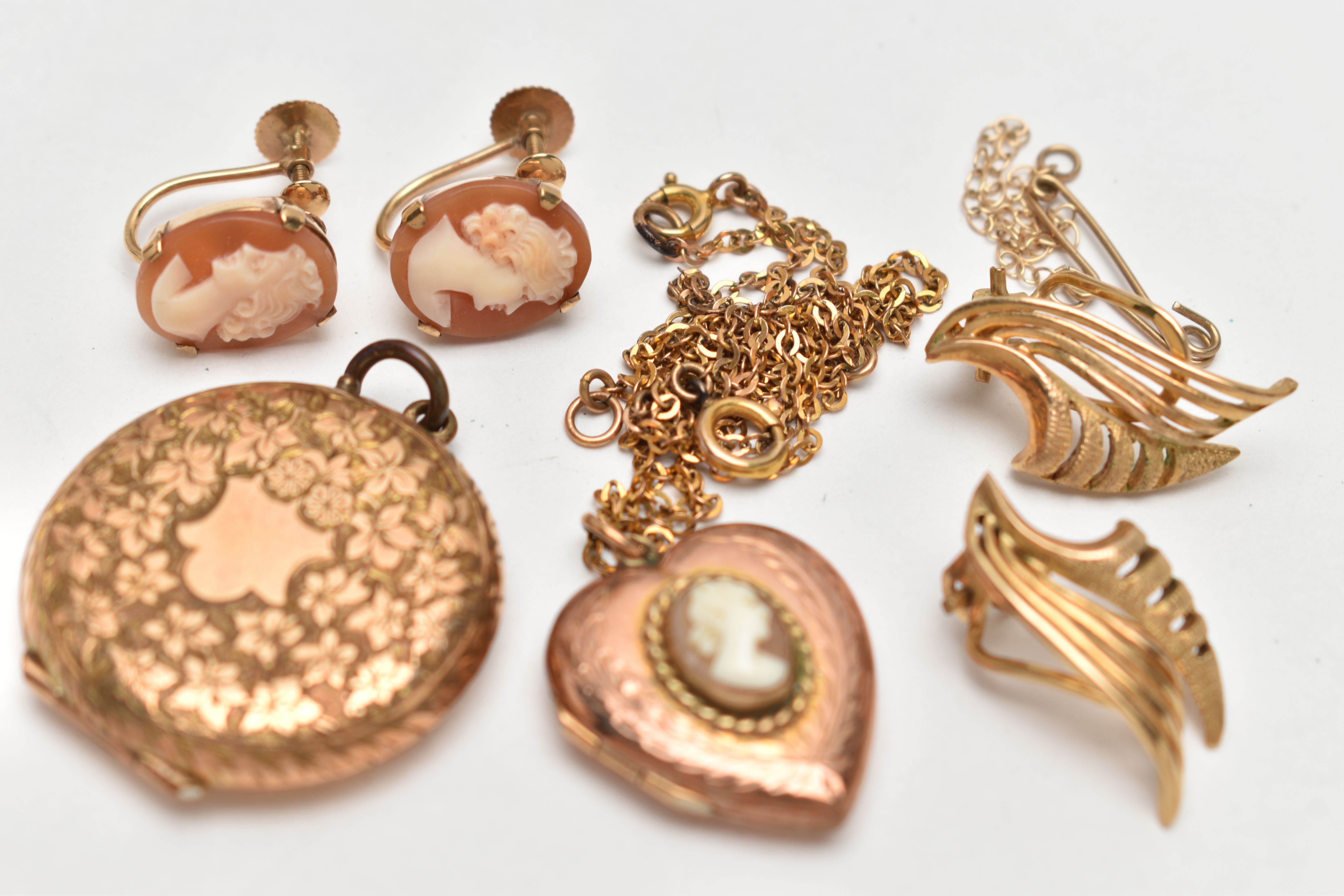 TWO PAIRS OF EARRINGS AND TWO PENDANTS WITH CHAIN, a pair of non-pierced open work earrings, - Image 2 of 4