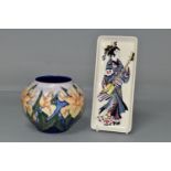 A MOORCROFT POTTERY 'WINDRUSH' VASE, AND TRAY, the bulbous vase tube lined in Windrush pattern, with