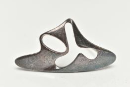 A 1950'S GEORG JENSEN SILVER BROOCH, of abstract triangular design, Georg Jensen makers mark, silver