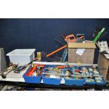 A PLASTIC TOOLBOX, A TUB AND A BOX CONTAINING TOOLS, including saws, clamps, two hand braces, a