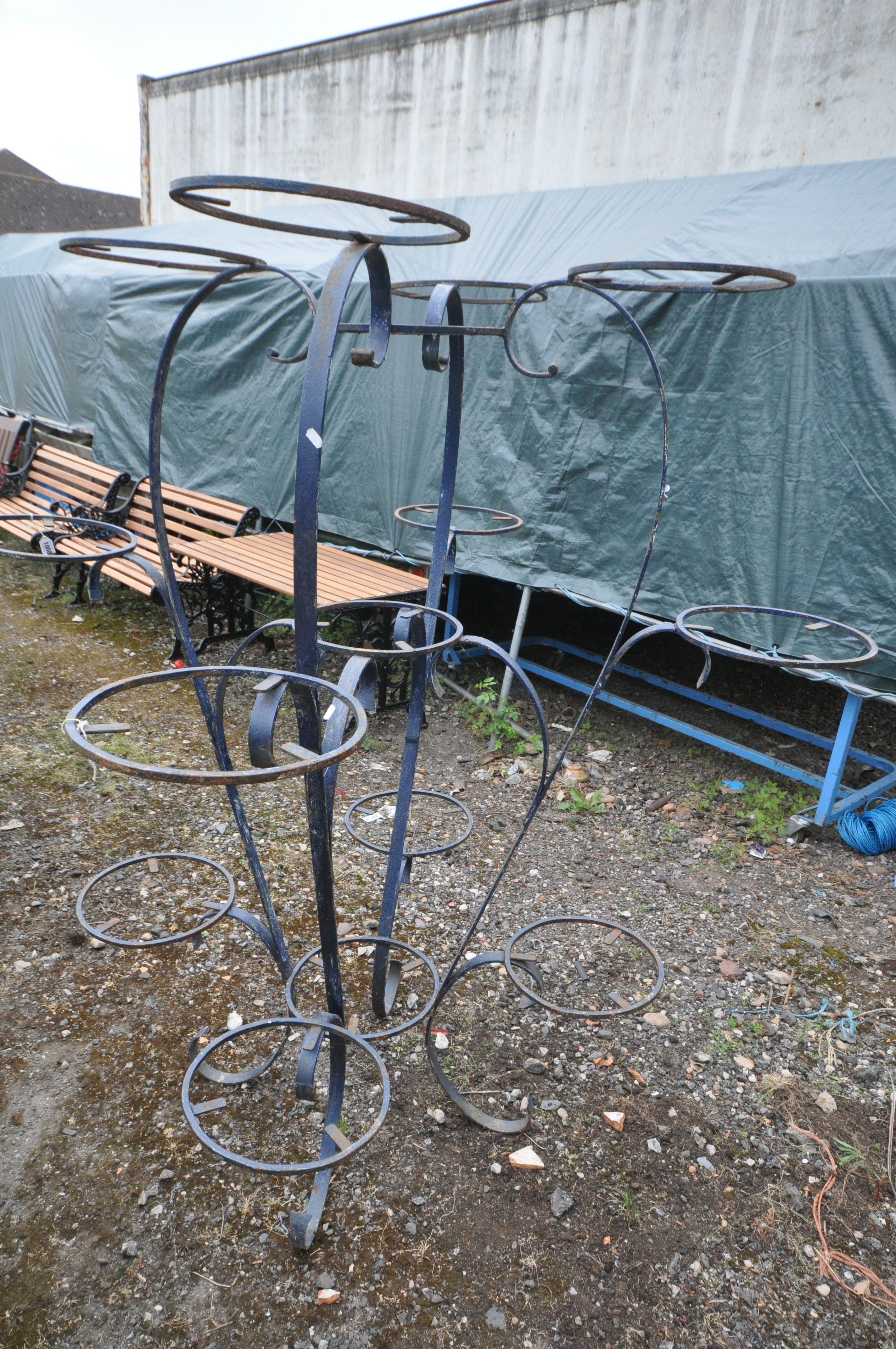 A FRENCH WROUGHT IRON PLANTER STAND, with fifteen pot holders, ideal to be used a feature display, - Image 4 of 6